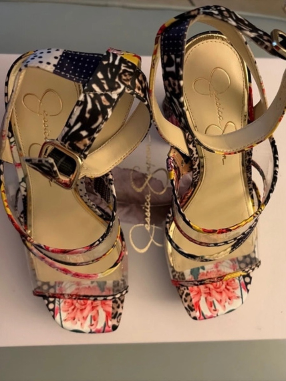 Jessica Simpson multi clear whimsical patchwork size 8 shoe